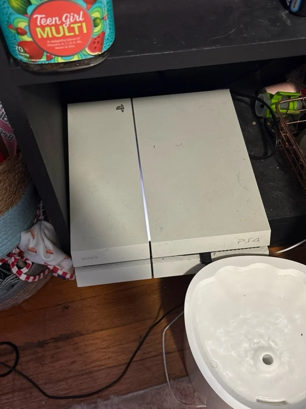 Sony Playstation 4 Glacier White
